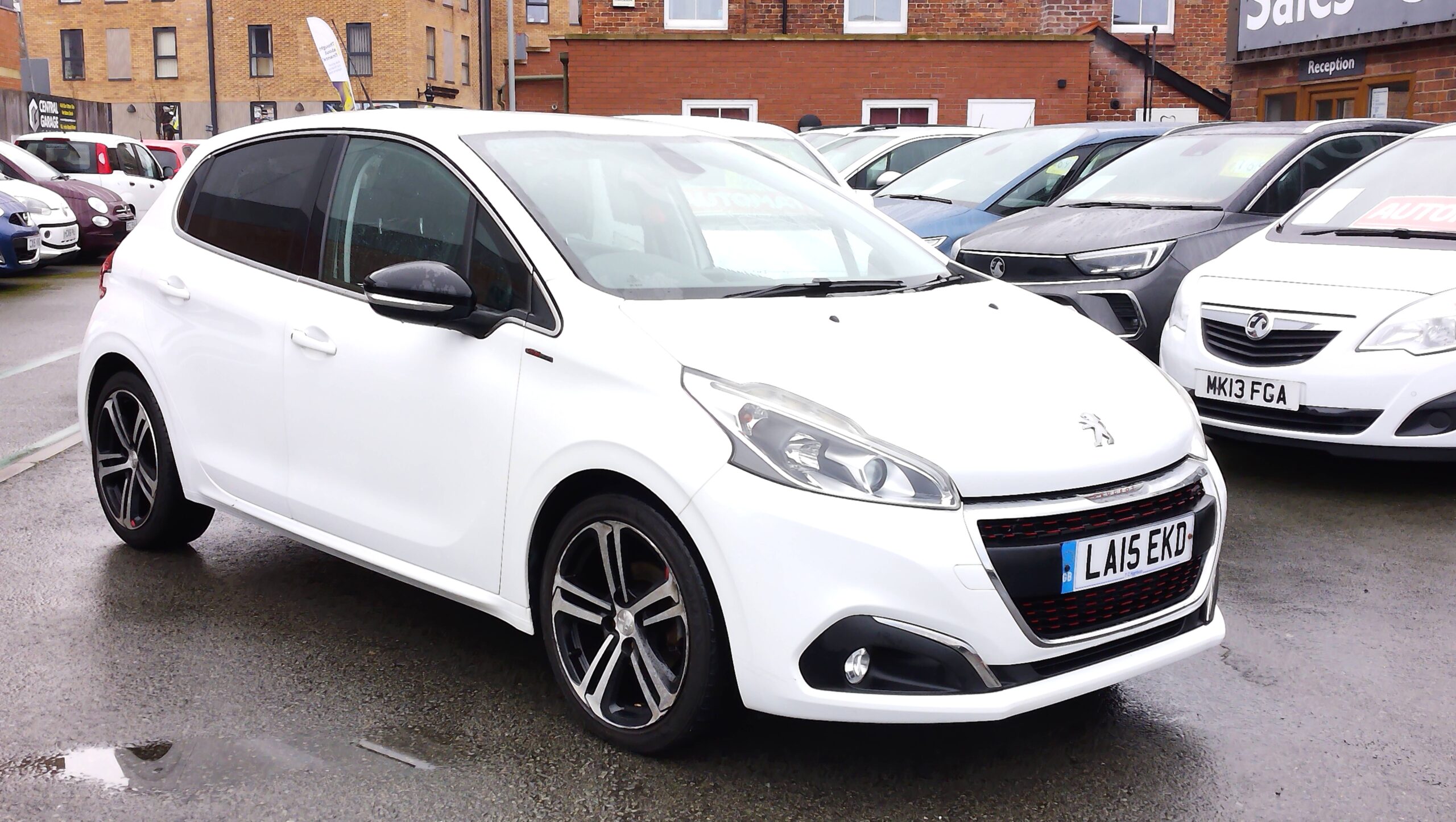 2015 Peugeot 208